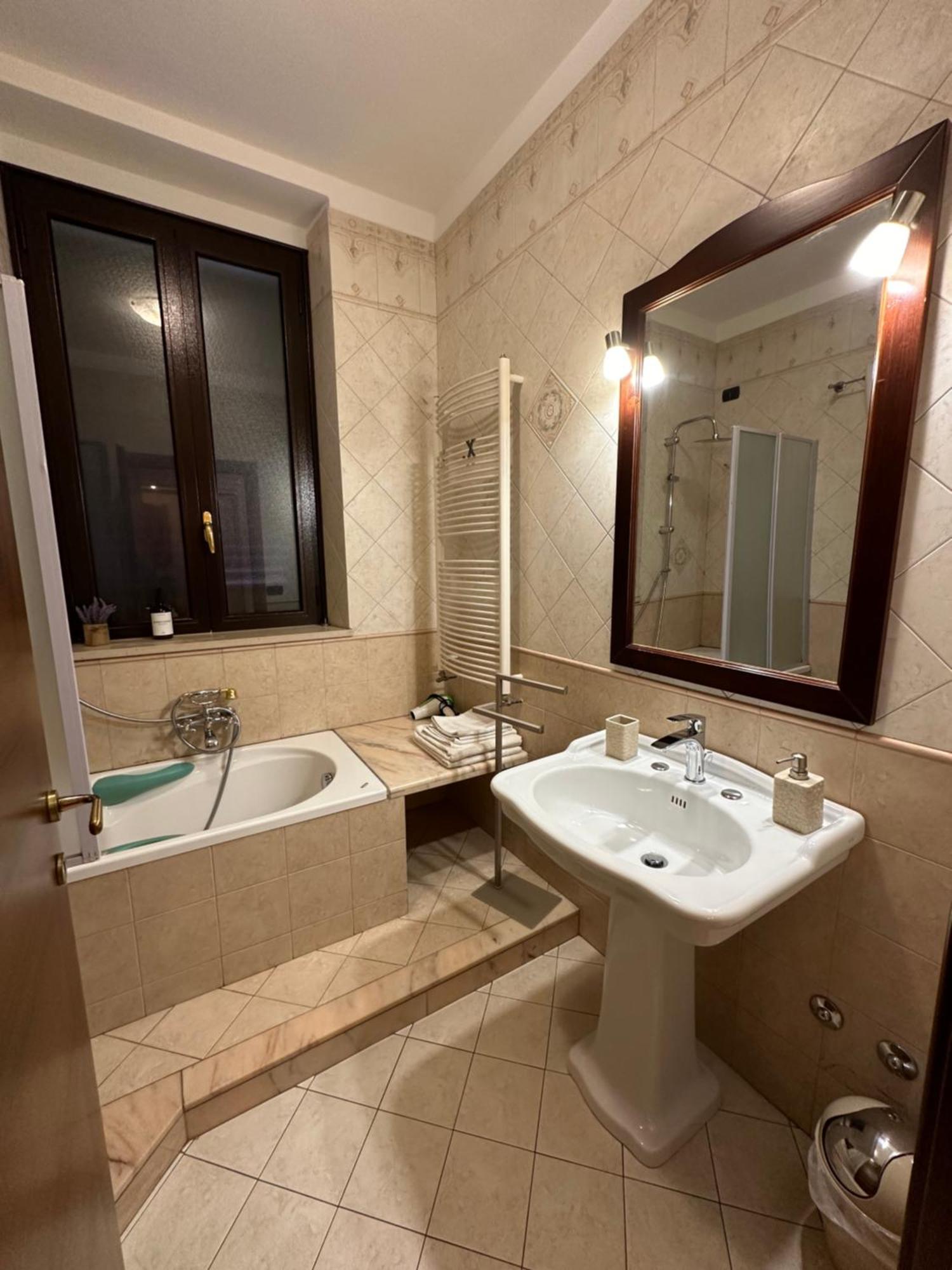 Bed & Breakfast Federico II Barletta Buitenkant foto